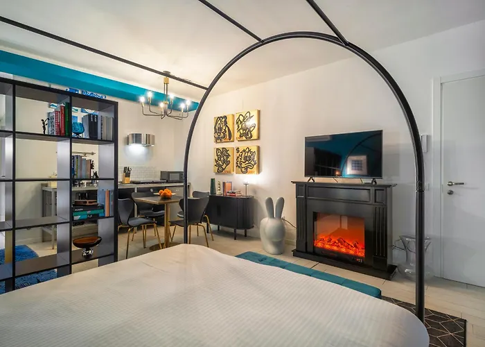 Apartment Ca' Petunia Art R&r *